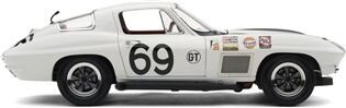 '66 'Vetta pre-race.jpg