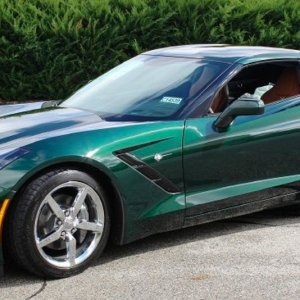 corvette2014limerockgreen.jpg