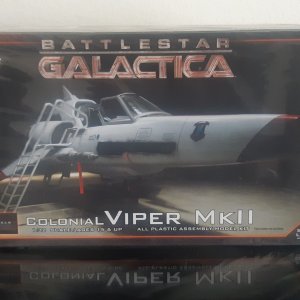 Colonial Viper Box 1.jpg