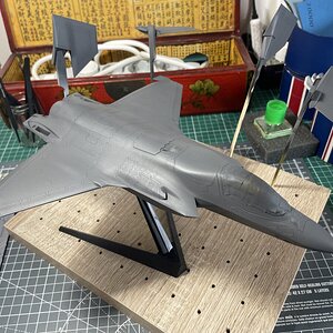 Fuselage base coat 2.jpg