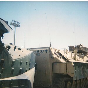 AAV Marine Corp in Iraq.jpg